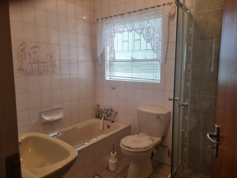 3 Bedroom Property for Sale in Vaalpark Free State